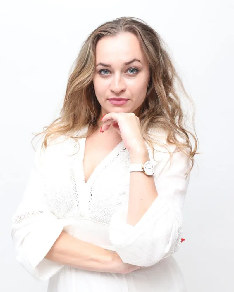 מרינה קונדרטייב, קוסמטיקאית